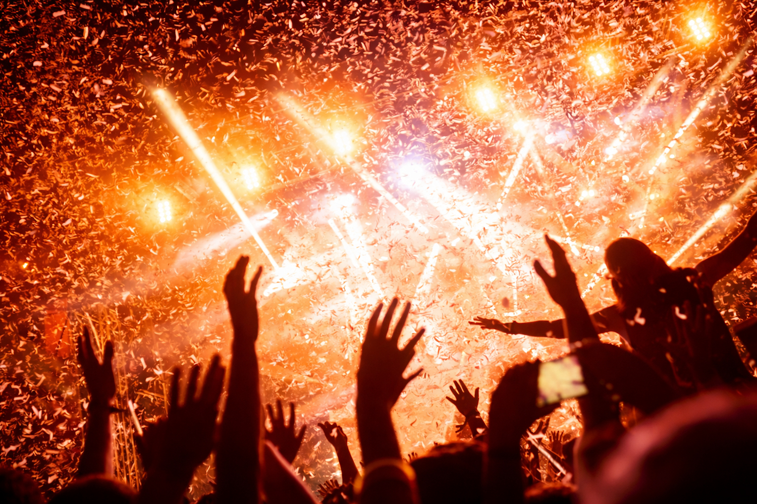 Audience energy and live atmosphere